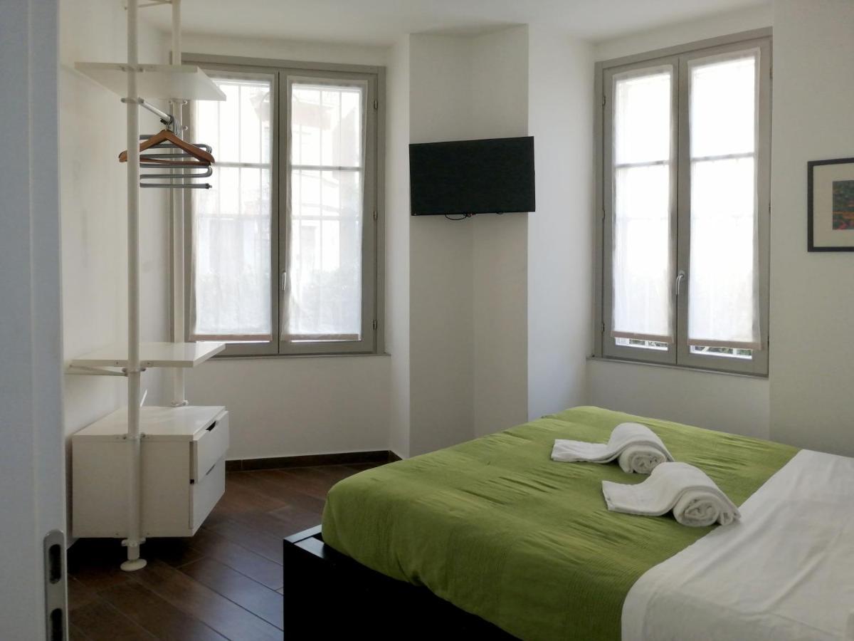 Al Molo 2 Apartment Комо Екстериор снимка
