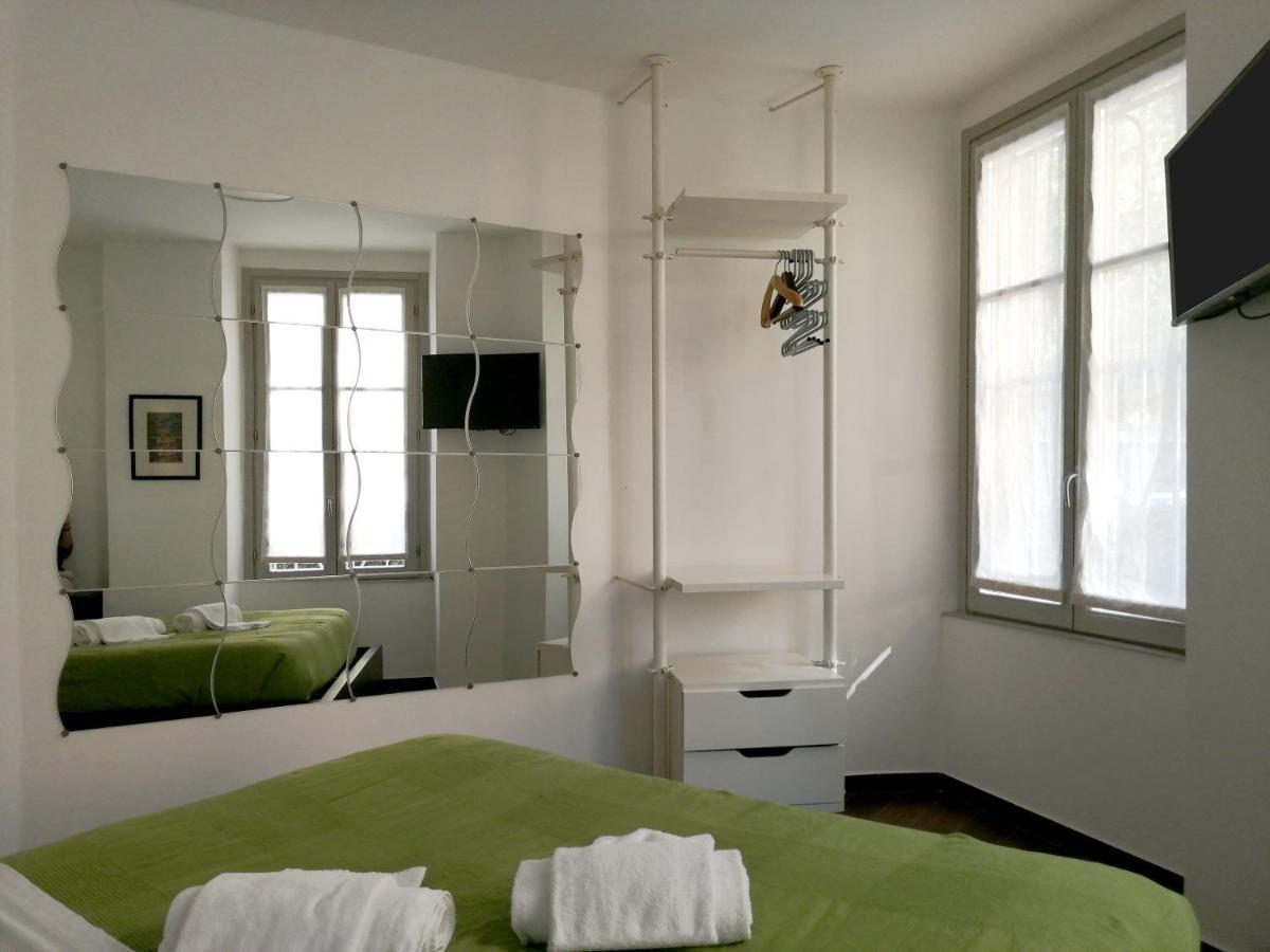 Al Molo 2 Apartment Комо Екстериор снимка